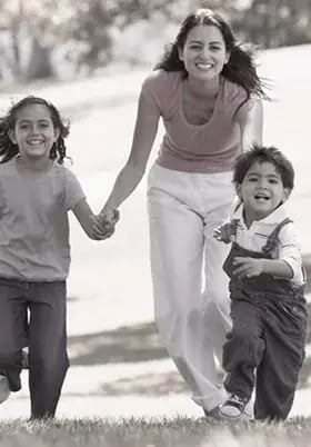 vanguard_mommy_makeover_full_gamut_sepia_179056599_475px-281x402
